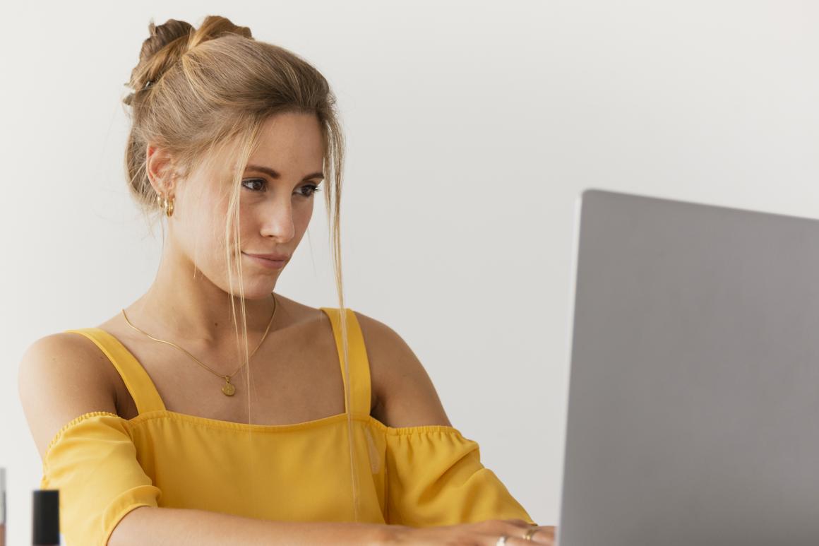 Мембер «влюбился» в модель